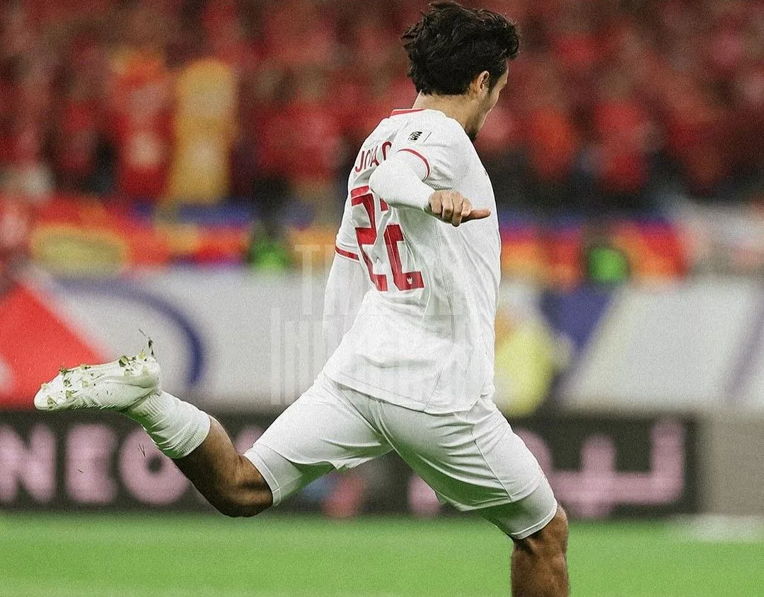 Le Bayern Munich télécharge une photo de Nathan Tjoe-A-On et Cipung, quoi de neuf ?