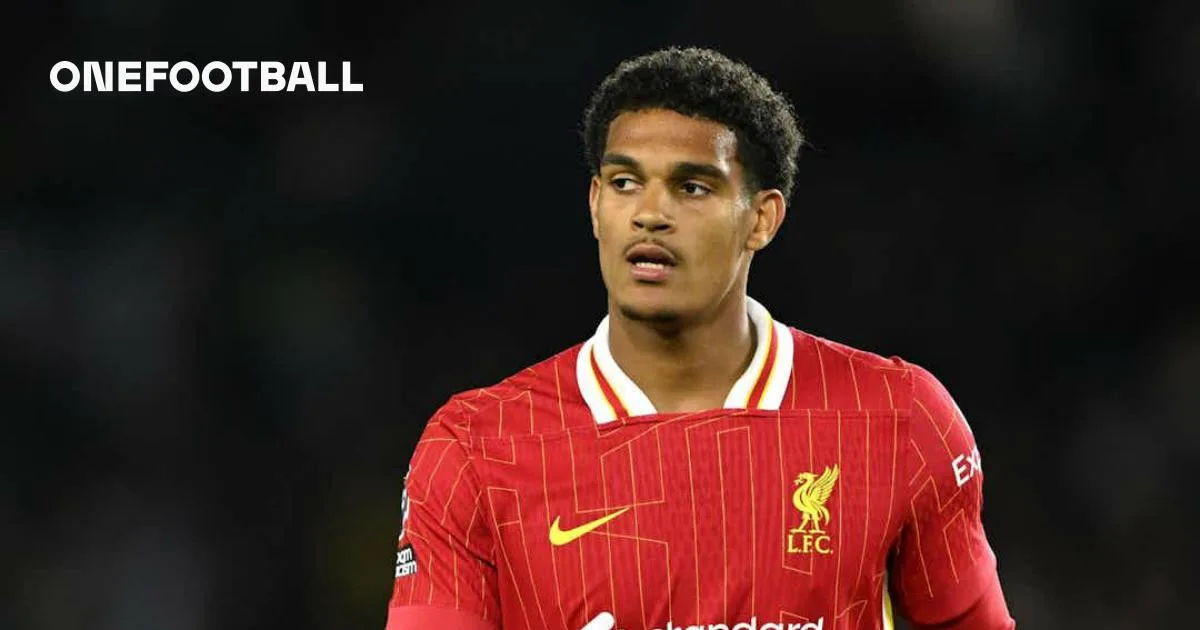 L’arrière central de Liverpool Jarell Quansah et la bade Loic de Sevilla sur la liste de défense centrale de Bayer Leverkusen