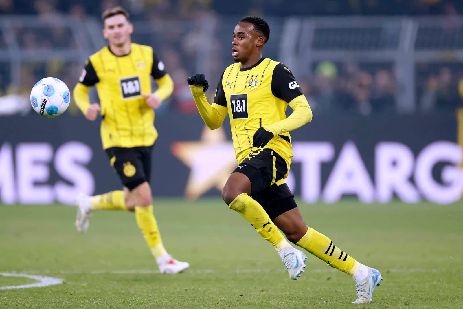 Liverpool « intéressé » par la signature d’un attaquant du Borussia Dortmund de 82 millions de livres sterling
