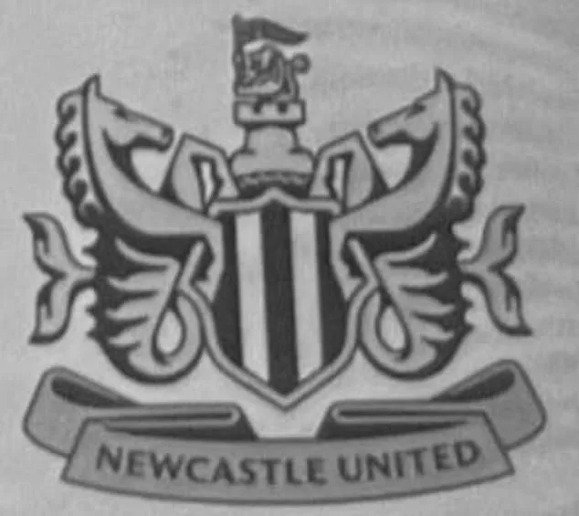Révélé: La vérité sur la «nouvelle crête» divulguée de Newcastle, les deux Borussia Dortmund met en vedette sur Toon Radar et ce qui se passe vraiment avec Harvey Barnes Swap Deal