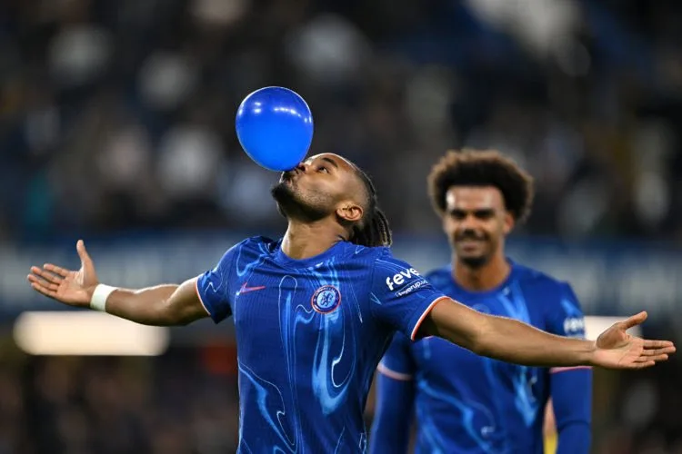 Chelsea se tourne vers Mathys Tel, le Bayern Munich cible Christopher Nkunku