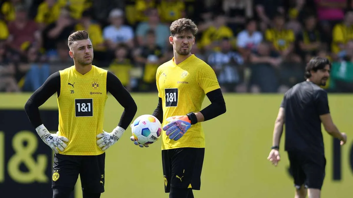 Le gardien de but BVB devient officiellement au Borussia Dortmund