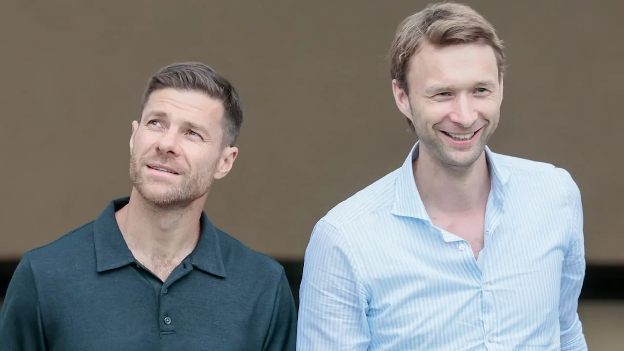 Bayer Leverkusen: texte brut pour l’avenir des entraîneurs: Simon Rolfes: « Alonso reste » | sport