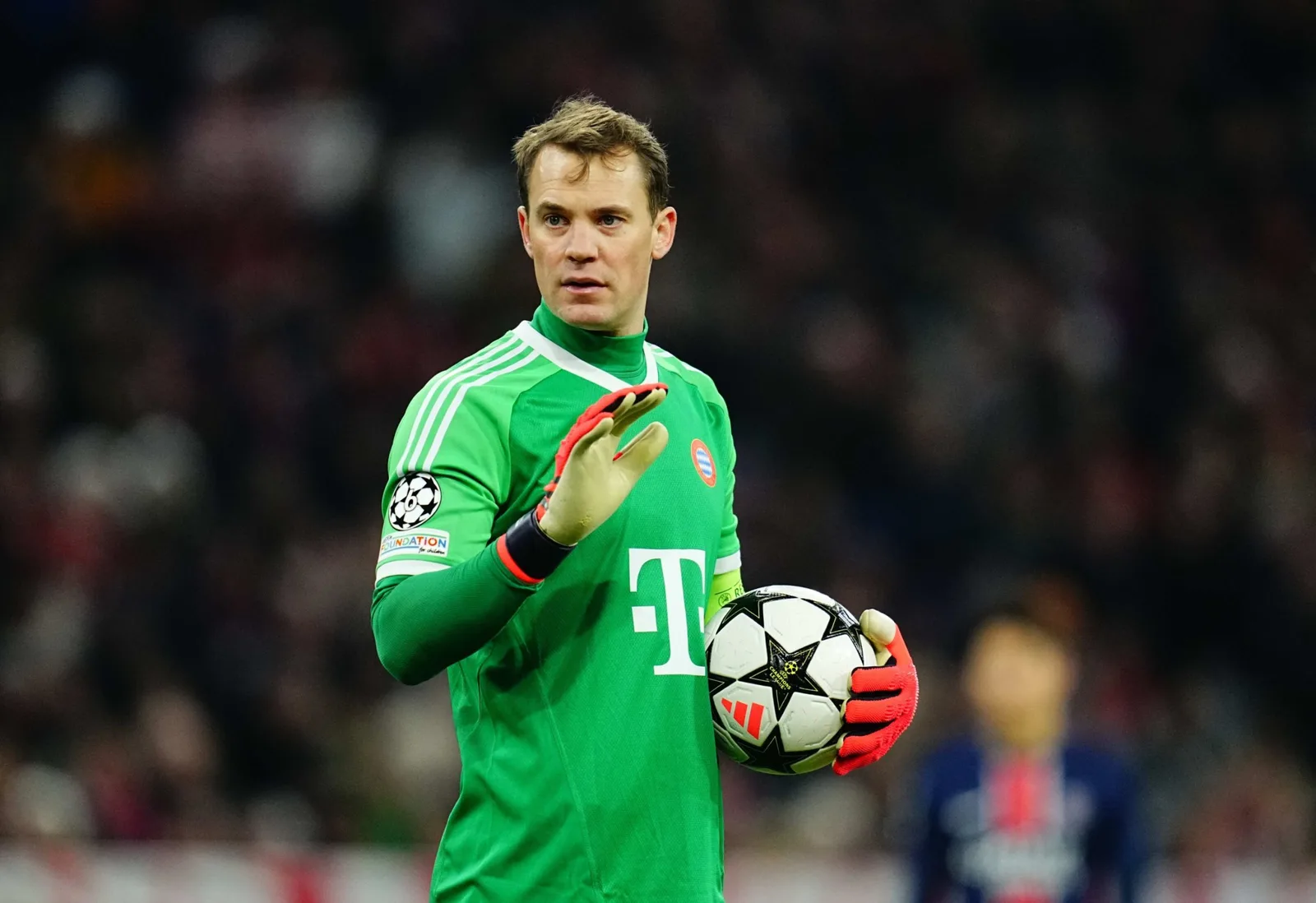 Manuel Neuer s’est blessé au Bayern Munich – Bayer Lewerkusen! Le gardien de but n’a pas pu continuer le match