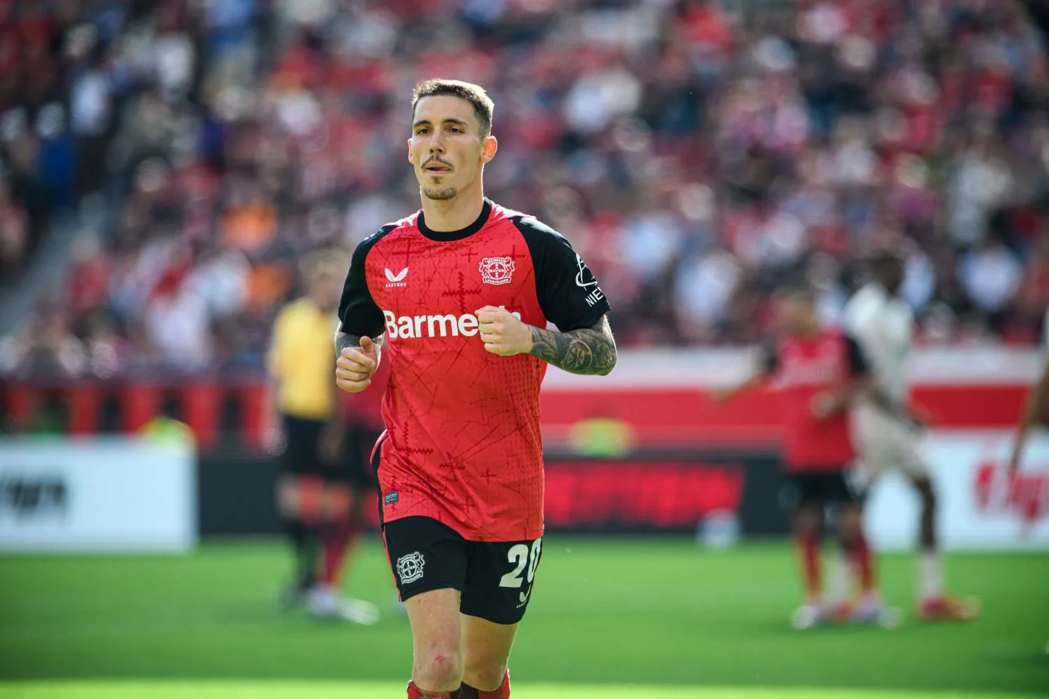 Alejandro Grimaldo directement sur son avenir. « Bayer Leverkusen sait ce que je veux »