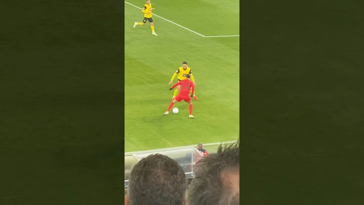 Leroy hört auf zu spielen #bvb #fcbayern #borussiadortmund #derklasdiker #bundesliga