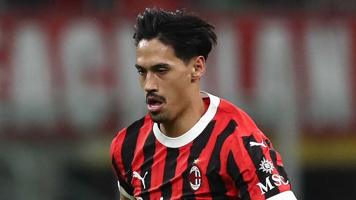 Barcelone Ajouter les étoiles de l’AC Milan et Bayer Leverkusen à une liste de transfert d’été ambitieuse – mais les Catalans à court d’argent doivent obtenir des finances afin de signer du duo très coté