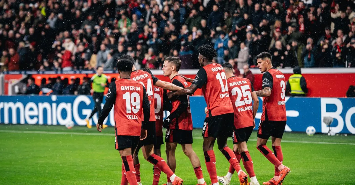 À surveiller en Bundesliga : le Bayer Leverkusen entre en pause en écrasant le SC Fribourg grâce aux efforts de Florian Wirtz et Patrik Schick
