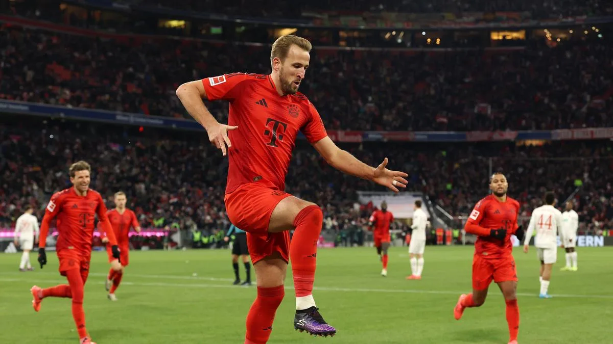 Bundesliga 2024-25 : Harry Kane du Bayern Munich remporte un tour du chapeau lors de la victoire 3-0 contre Augsbourg