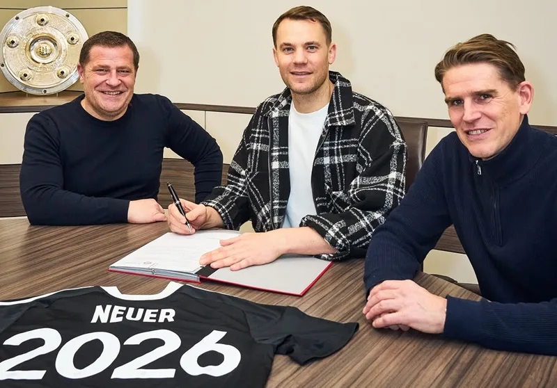 Manuel Neuer a continué avec le Bayern Munich en un an