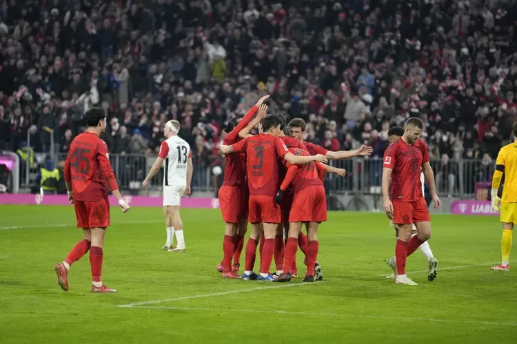 Bundesliga Allemagne: Bayern Munich vs Eintracht Frankfurt, die Roten faisant la fête 4 buts sans réponse à l’Allianz Arena