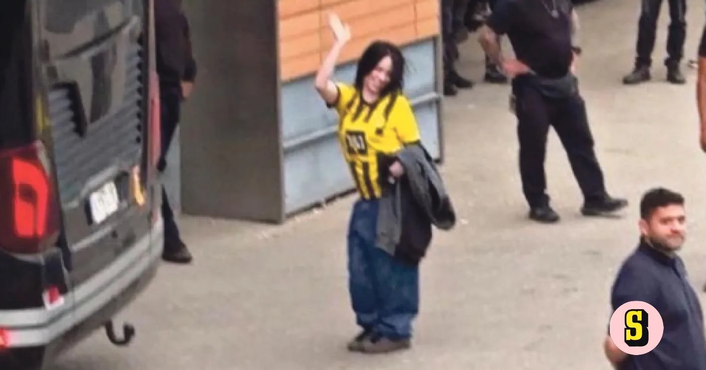 L’artiste Billie Eilish s’est présenté avec la chemise du Borussia Dortmund lors de leur tournée