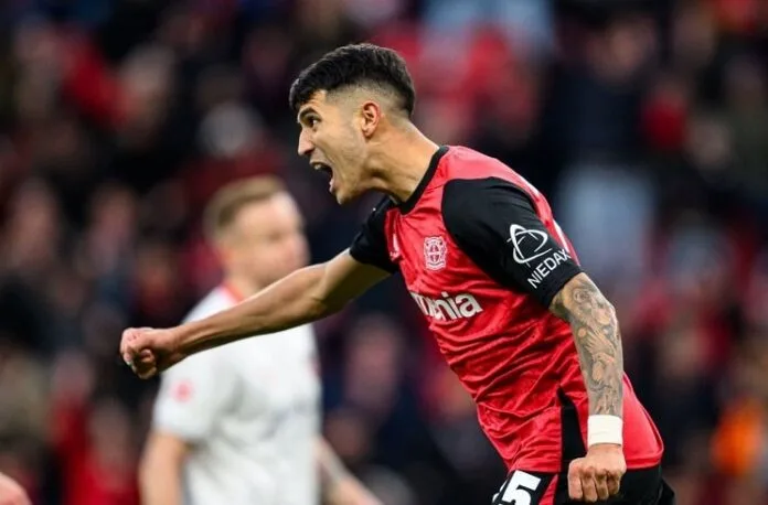 Exequiel Palacios marque et délivre une passe décisive pour le Bayer Leverkusen lors de la victoire 5-2 contre. Heidenheim