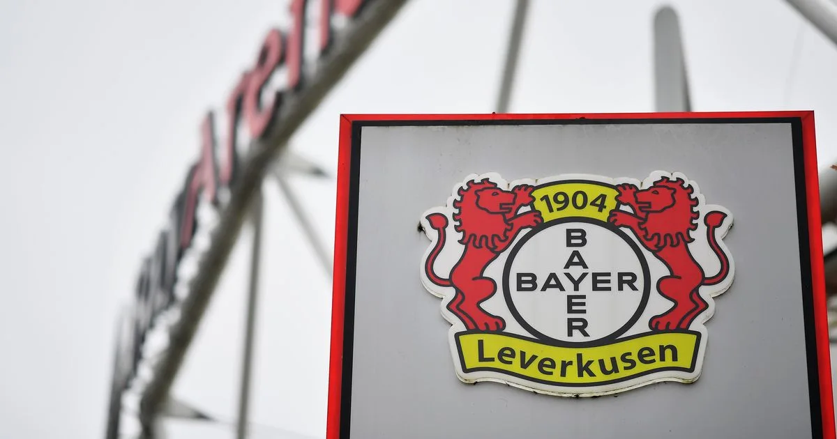 Bayer Leverkusen faire une annonce de transfert au milieu des pourparlers de 125 millions de livres sterling comme Impact Clear