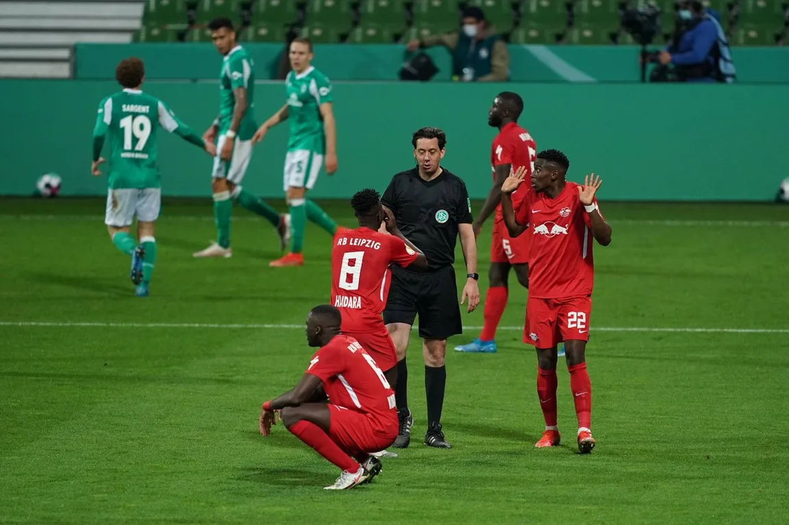 Un ancien arbitre de Bundesliga réclame 860 000 euros à la Fédération allemande de football – Voetbal International