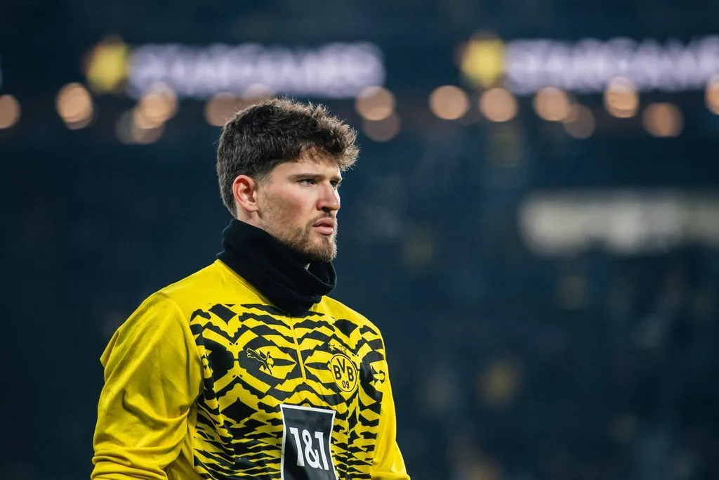 Borussia Dortmund : le FC Chelsea s’attaque à Gregor Kobel