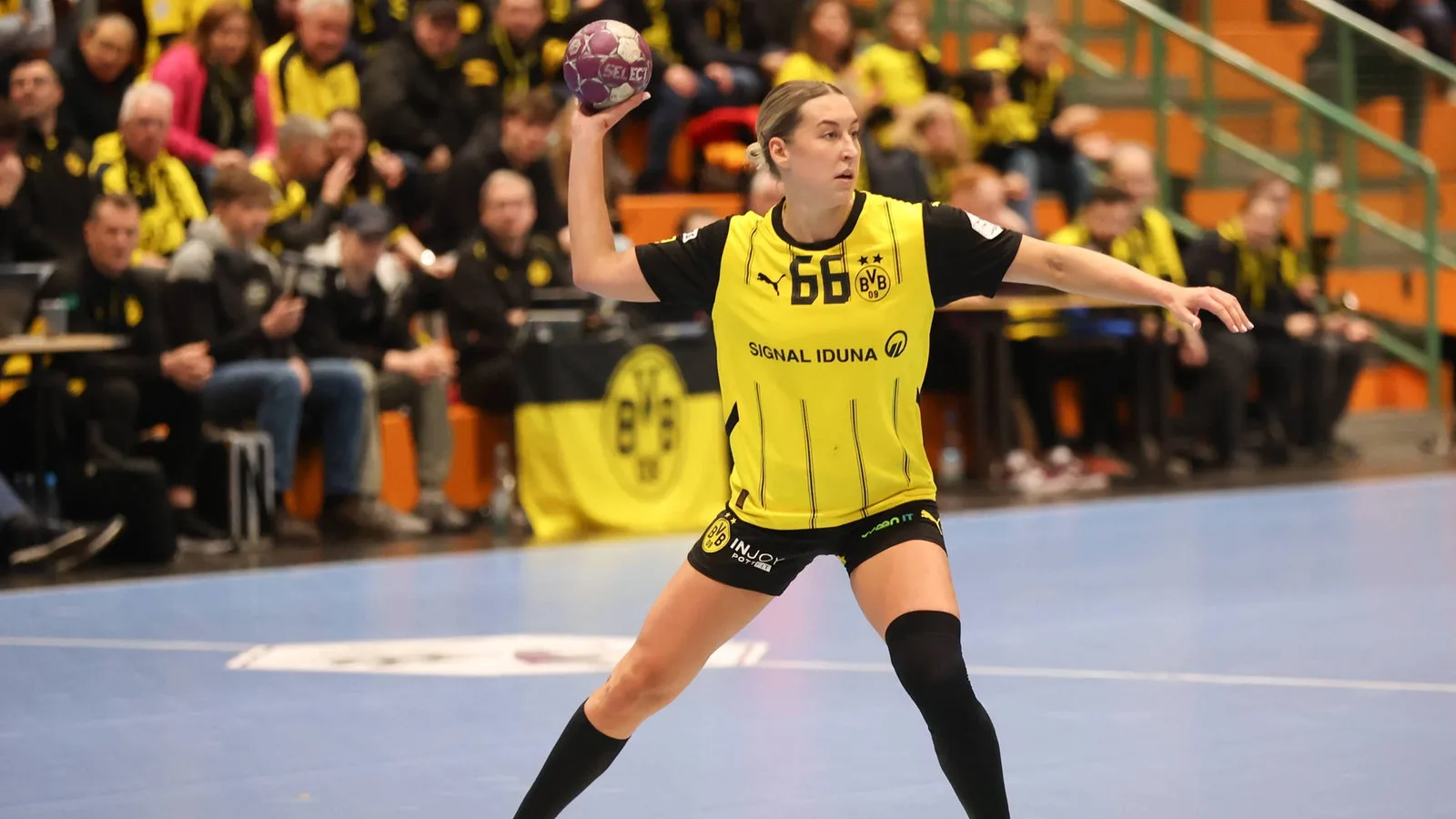 Les joueurs de handball BVB battent Ikast HB – WDR