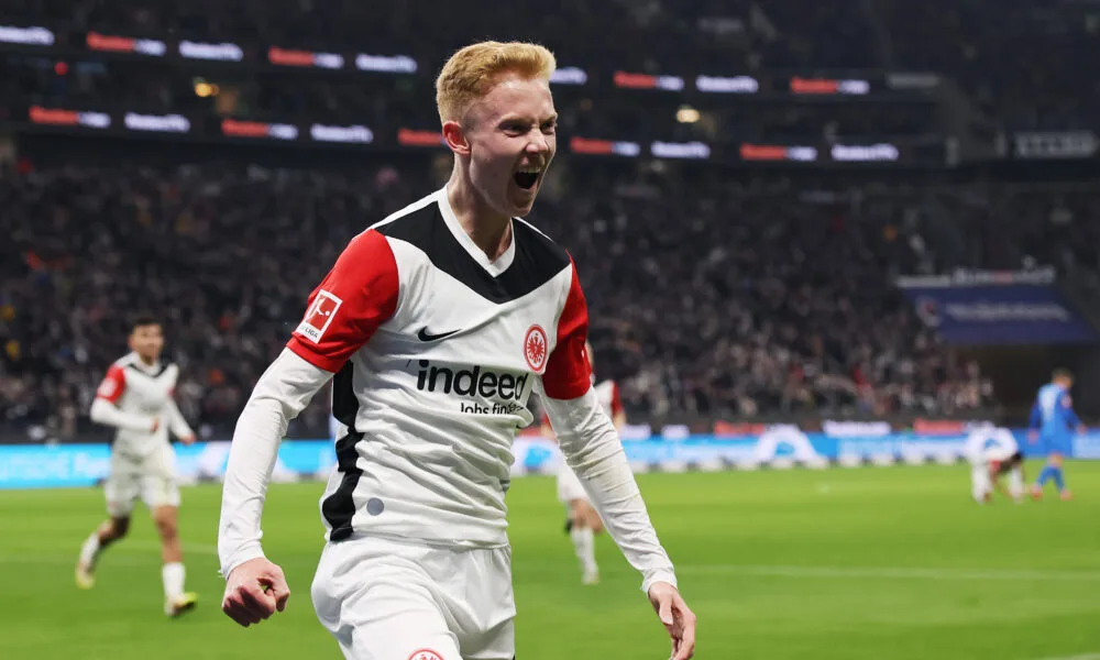 Le Real Madrid rejoigne la course pour le talent de milieu de terrain de Bundesliga Hugo Larsson