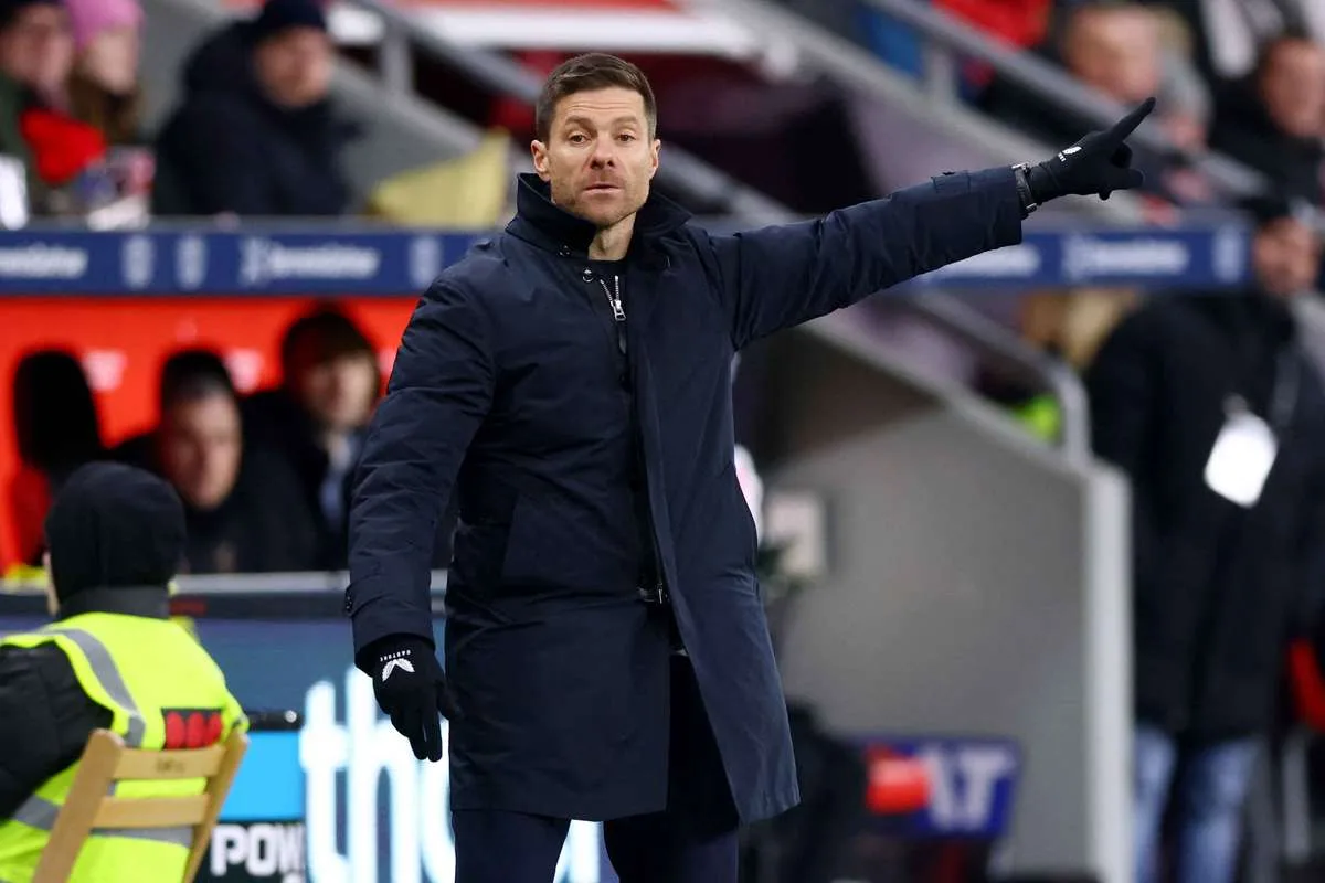 Xabi Alonso Antipitation «  Top Game  » en tant que Leverkusen Visitez Francfurt à Bundesliga