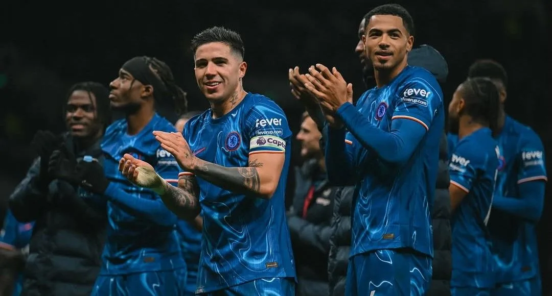 Mathys Tel a été tenté par les équipes de la Ligue anglaise, le Bayern Munich Buru Buru Winger cher Chelsea