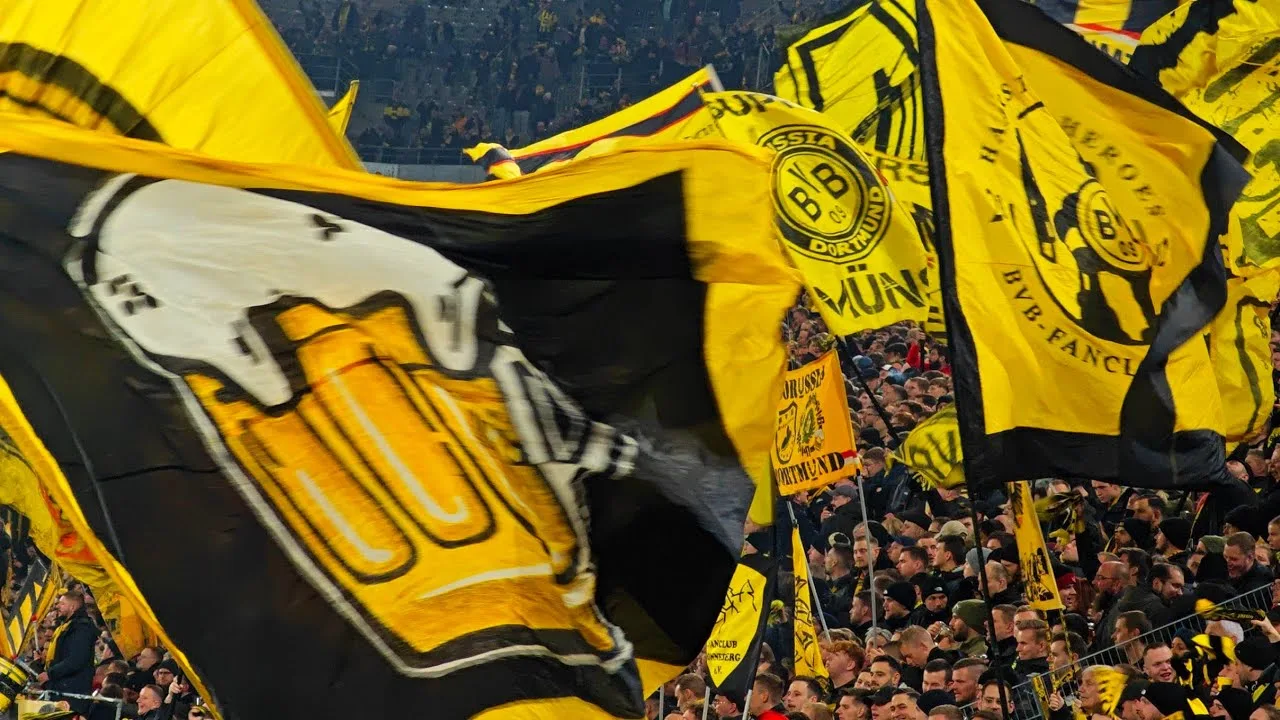Triomphe sud du Borussia Dortmund TRIUMPH MARS I Musique d’introduction pour l’échauffement I Bundesliga contre Bayern novembre 2024