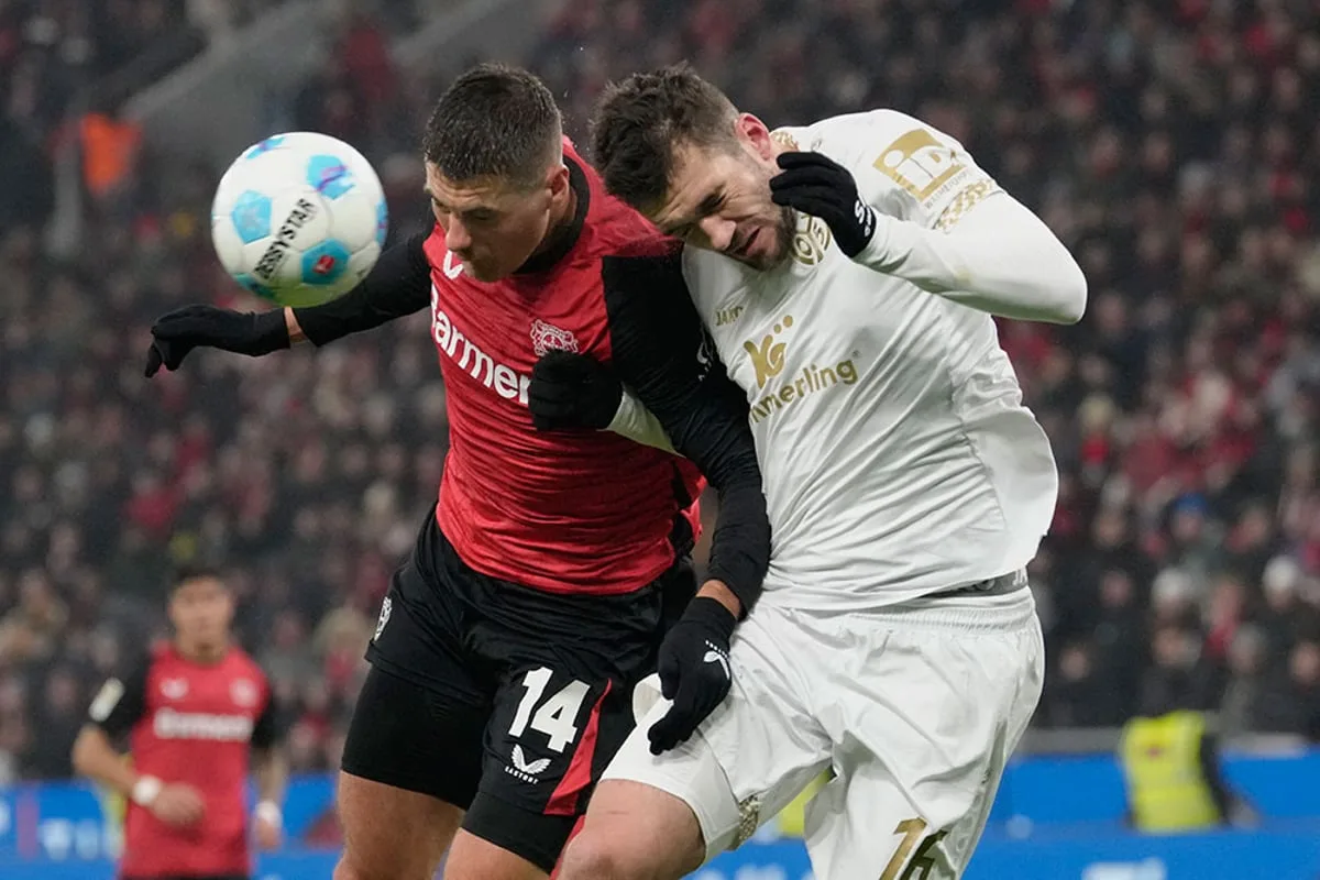 Leverkusen contre Mayence : le coup franc de Grimaldo rapporte trois points aux champions en titre