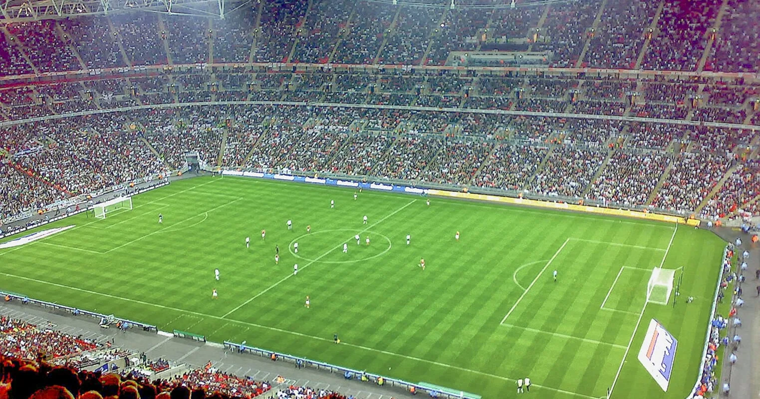 Bayer Leverkusen vs Bayern Munich Prediction, Lineups & Odds