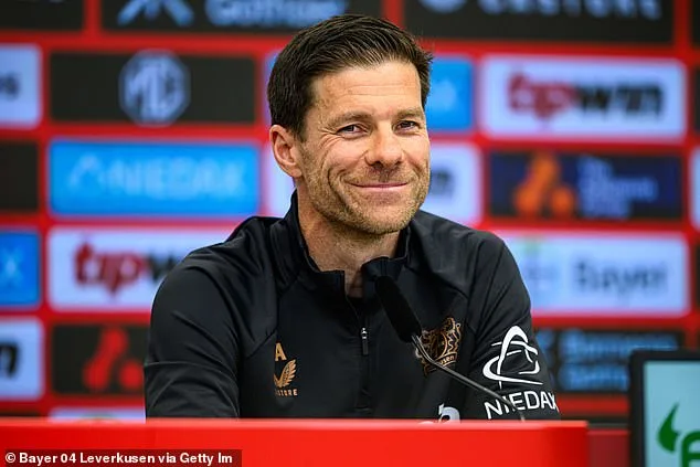 Erik Ten Hag ‘pour rivaliser avec la légende d’Arsenal’ ‘pour Bayer Leverkusen Job lorsque Xabi Alonso part pour le Real Madrid à la fin de la saison