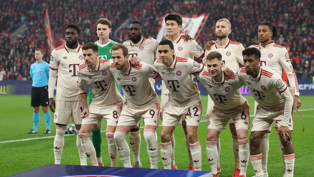 Double tir pour le Bayern Munich! Le titulaire du chef de Bundesliga, indisponible au moins six mois