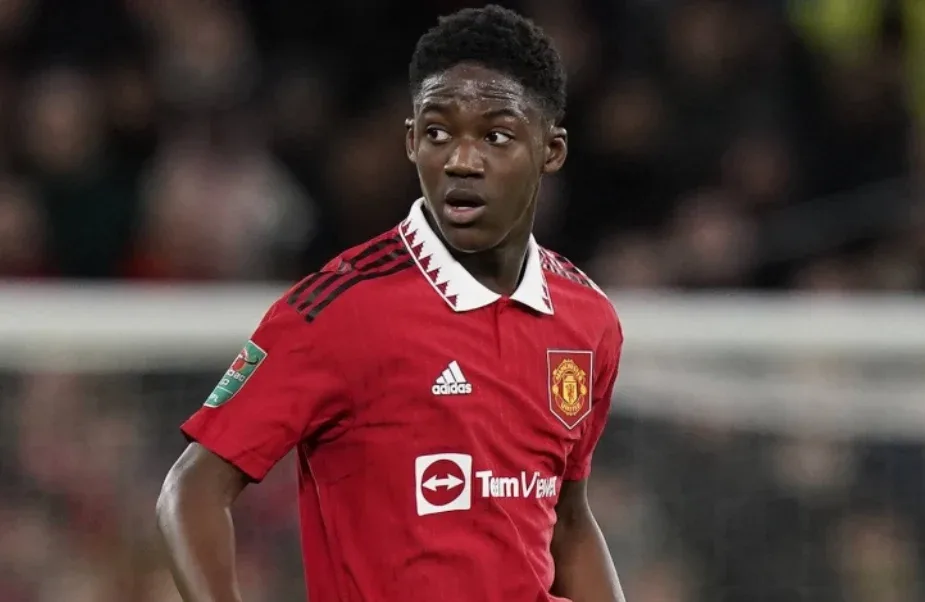 Alors le Bayern Munich se précipite, Kobbie Mainoo quitte Manchester United ?