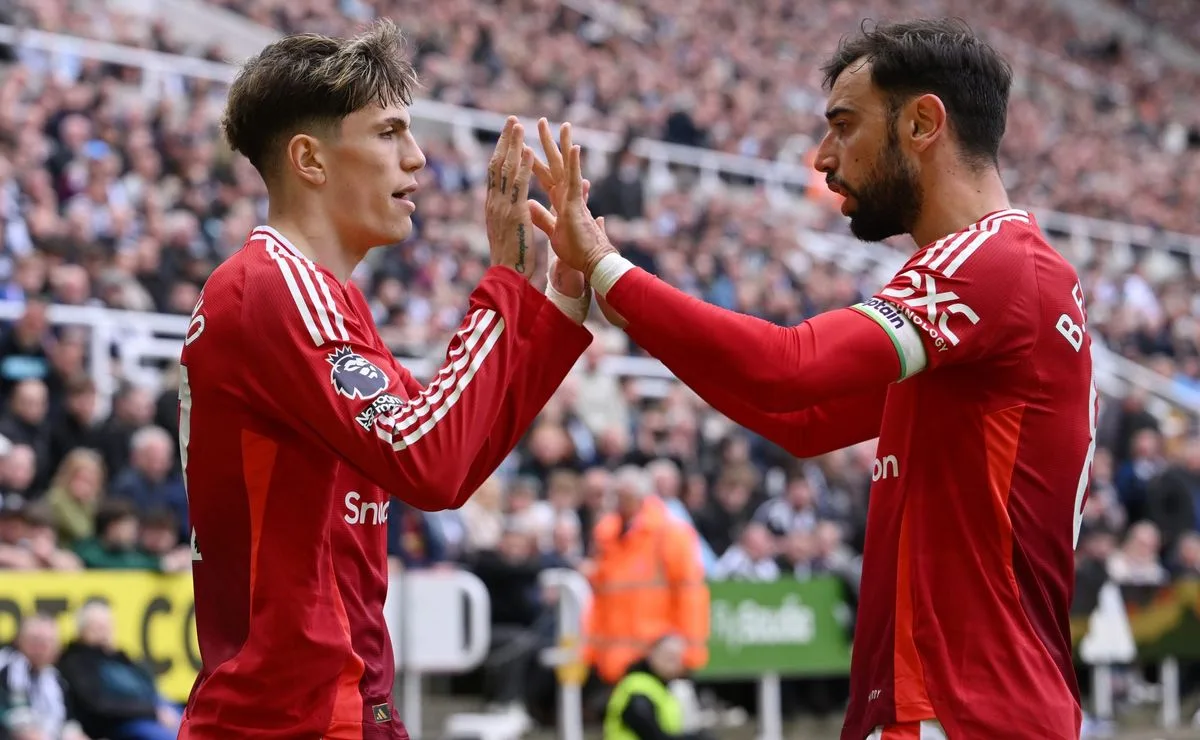 Manchester United pourrait perdre la star contre Bayer Leverkusen