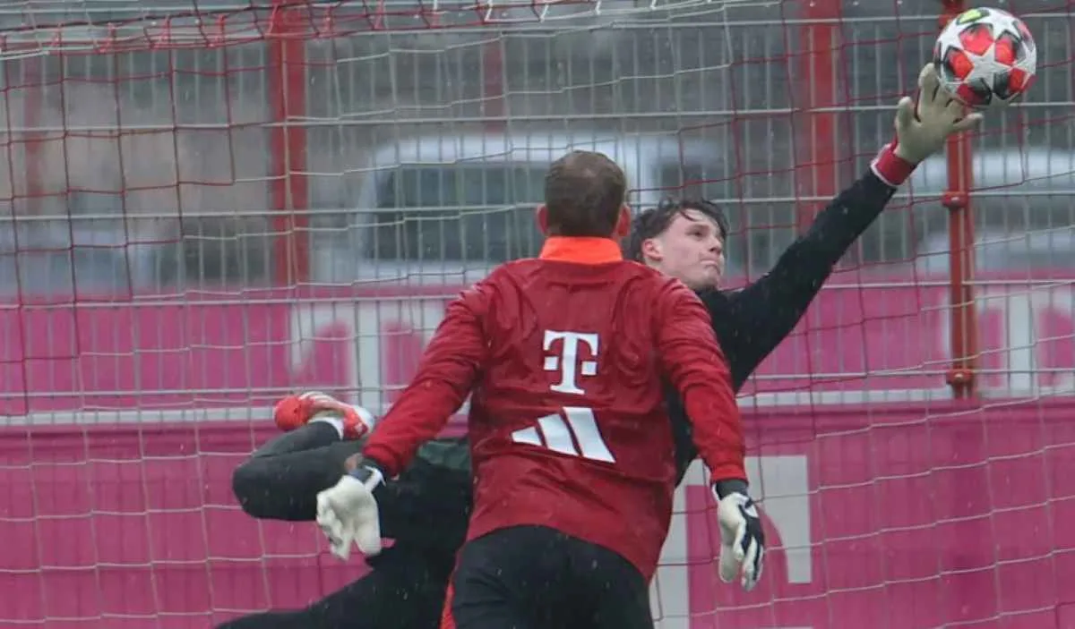 Le Bayern Munich a apporté le successeur à Manuel Neuer du Second Tier Club