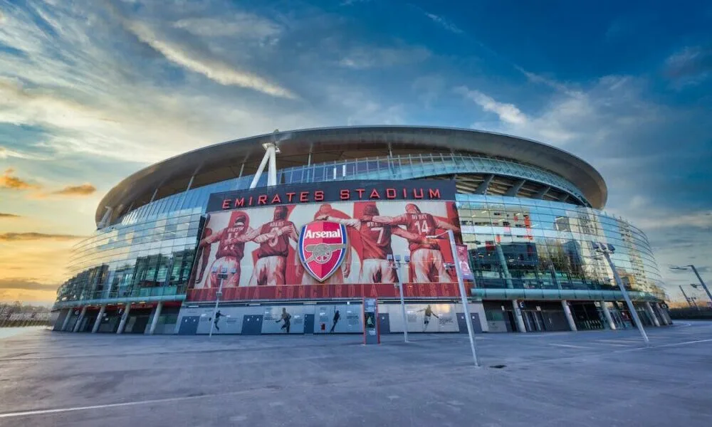 Arsenal pourrait détourner la tentative de Chelsea et Liverpool de signer la star du Borussia Dortmund Jamie Gittens