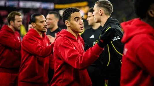 Le Bayern Munich mène le peloton dans une course au titre de plus en plus excitante