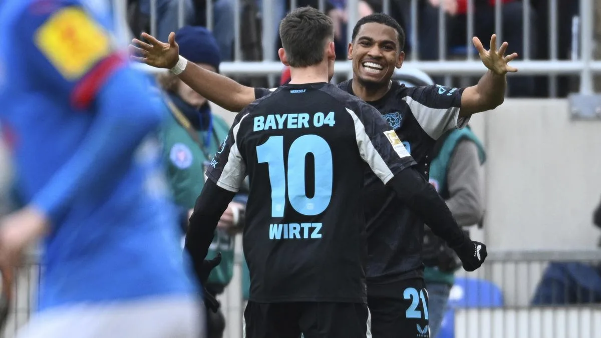 Xabi Alonso établit un record de Bundesliga alors que Leverkusen gagne 2-0 pour réduire le leader du leader Bayern
