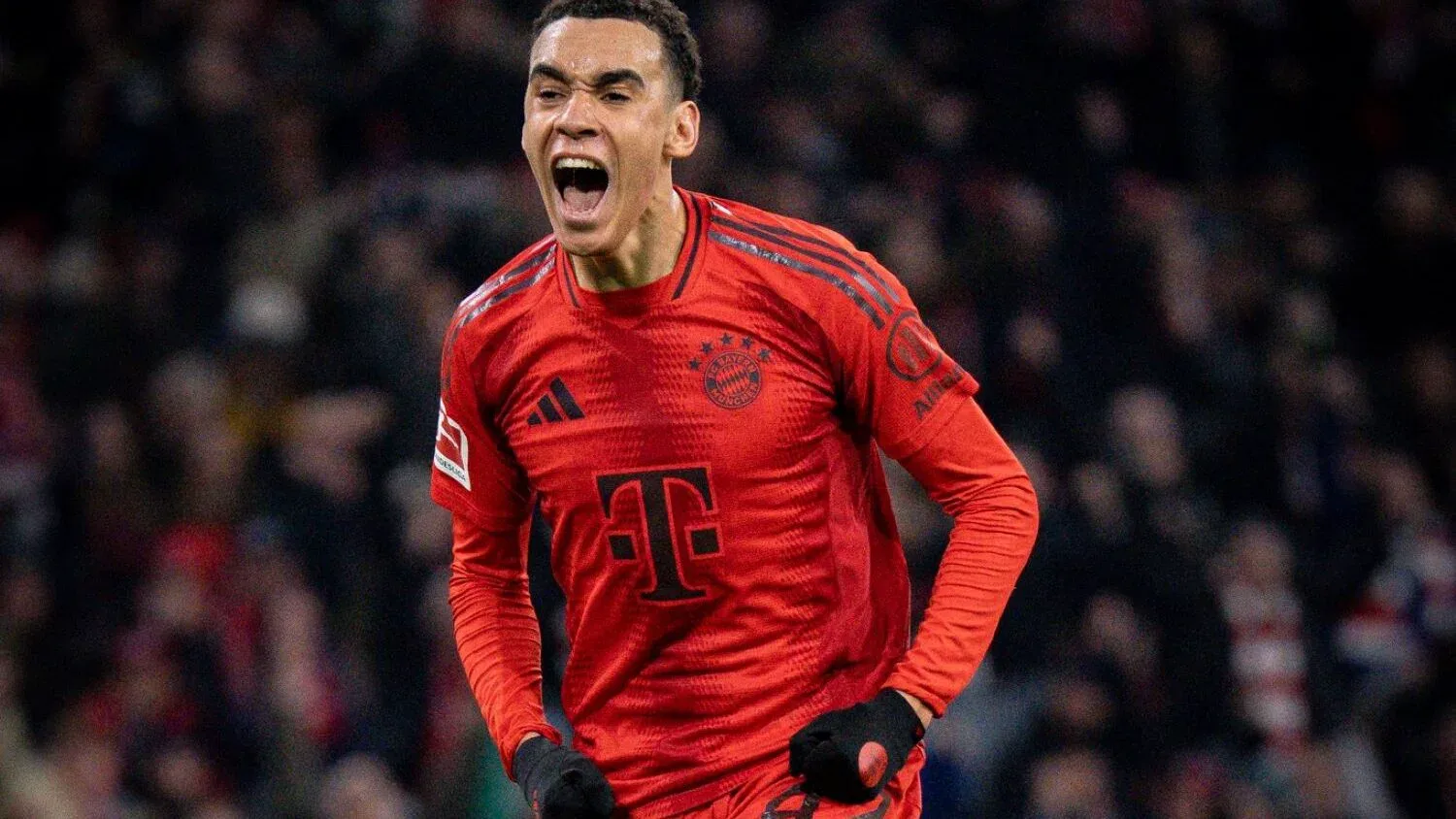 Le Bayern Munich a battu Eintracht Francfort avec 4-0