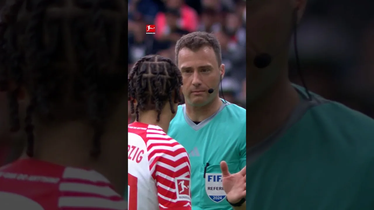 XAVI avec la pénalité la plus étrange de tous les temps ?! 🤯