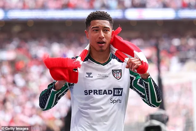 Borussia Dortmund pour payer plus pour Jobe Bellingham que pour son frère Jude alors que le club allemand parvient à un accord avec Sunderland