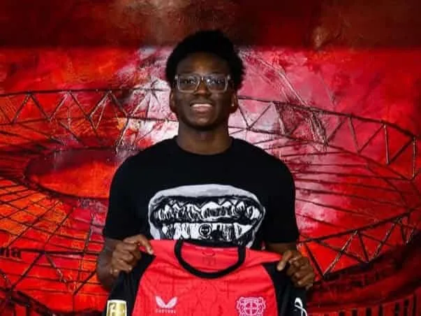 Transfert : Axel Tapé quitte le PSG et rejoins le Bayer Leverkusen