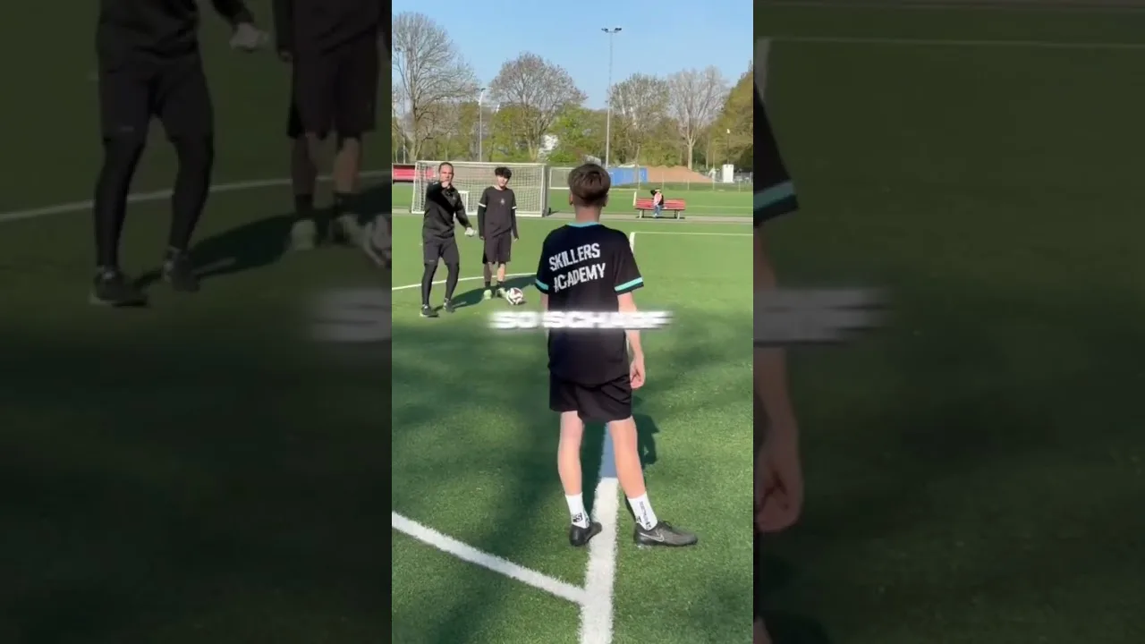 Das ist Bundesliga-Niveau 🔥💯 #skillers #fussball