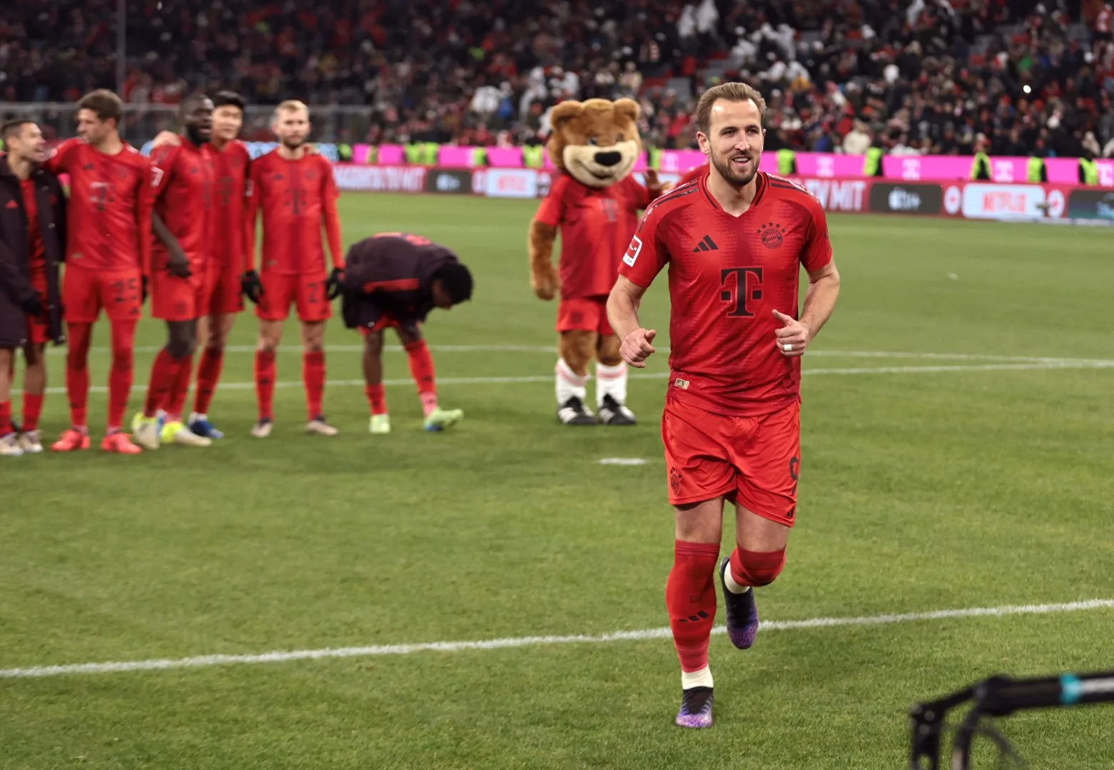 Bundesliga : Triplé de Kane, le Bayern assure avant d’affronter le PSG