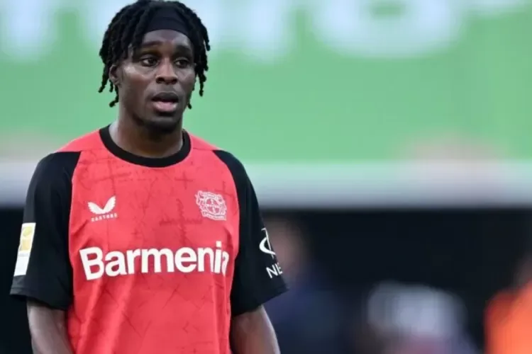 Jeremie Frimpong du Bayer Leverkusen inclus dans la liste restreinte de Manchester City pour remplacer Kyle Walker en raison de performances en baisse