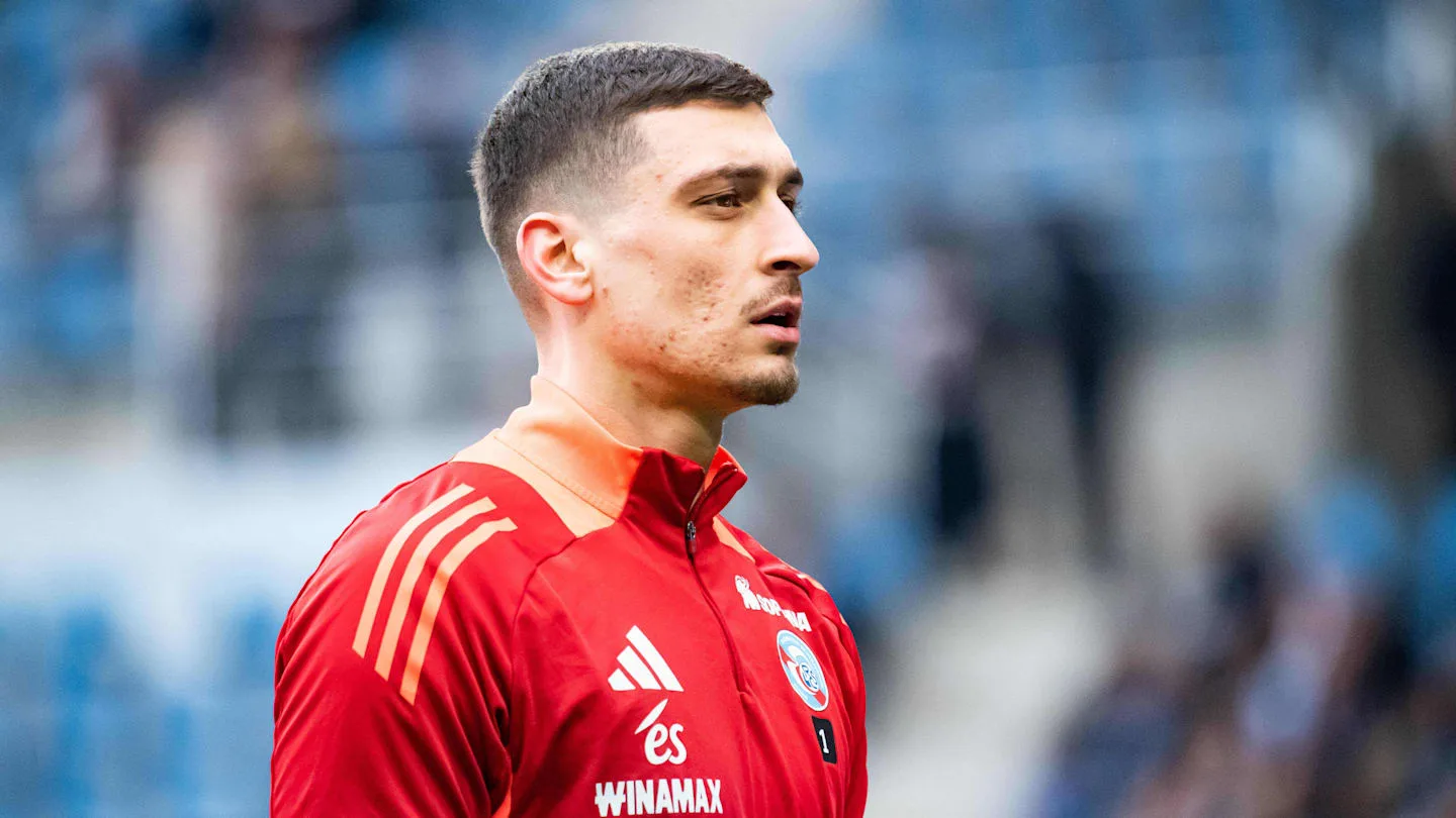 Strasbourg fait la demande de Djordje Petrovic en tant que gardien de but Bayer Leverkusen Eye Chelsea