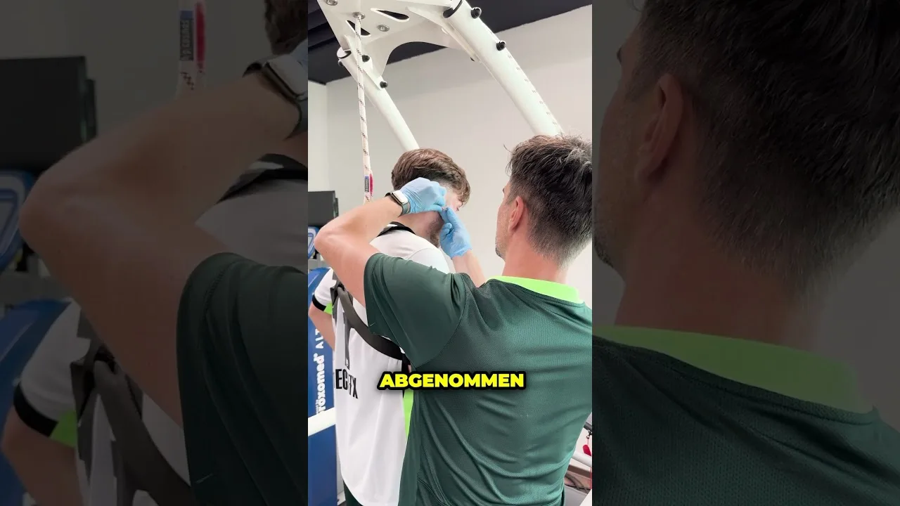 Wie SCHWER ist der Medizincheck der Bundesliga? 🤨👨🏻‍⚕️ #fußball #bundesliga #fc25