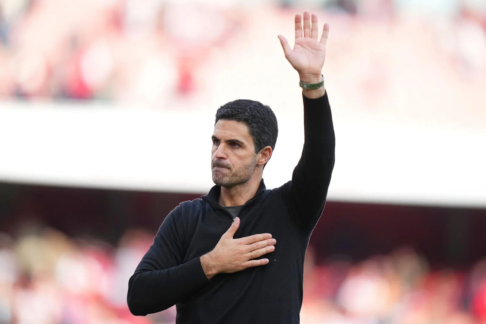 Arsenal Discutez du déménagement pour Bundesliga Winger | Tirer