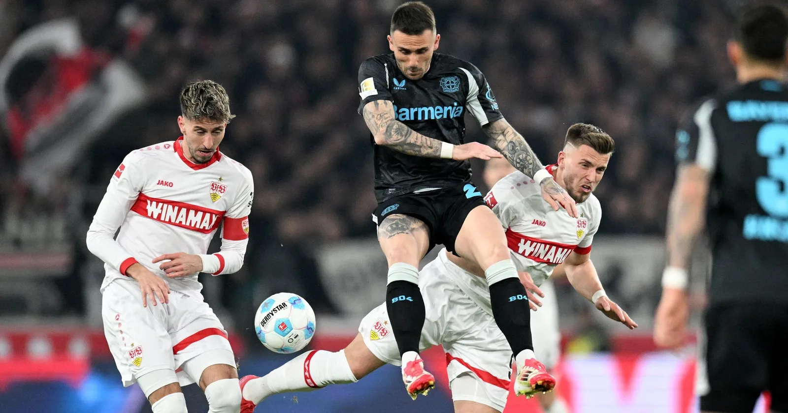 Leverkusen renverse Stuttgart (4-3) et relance le suspense en Bundesliga