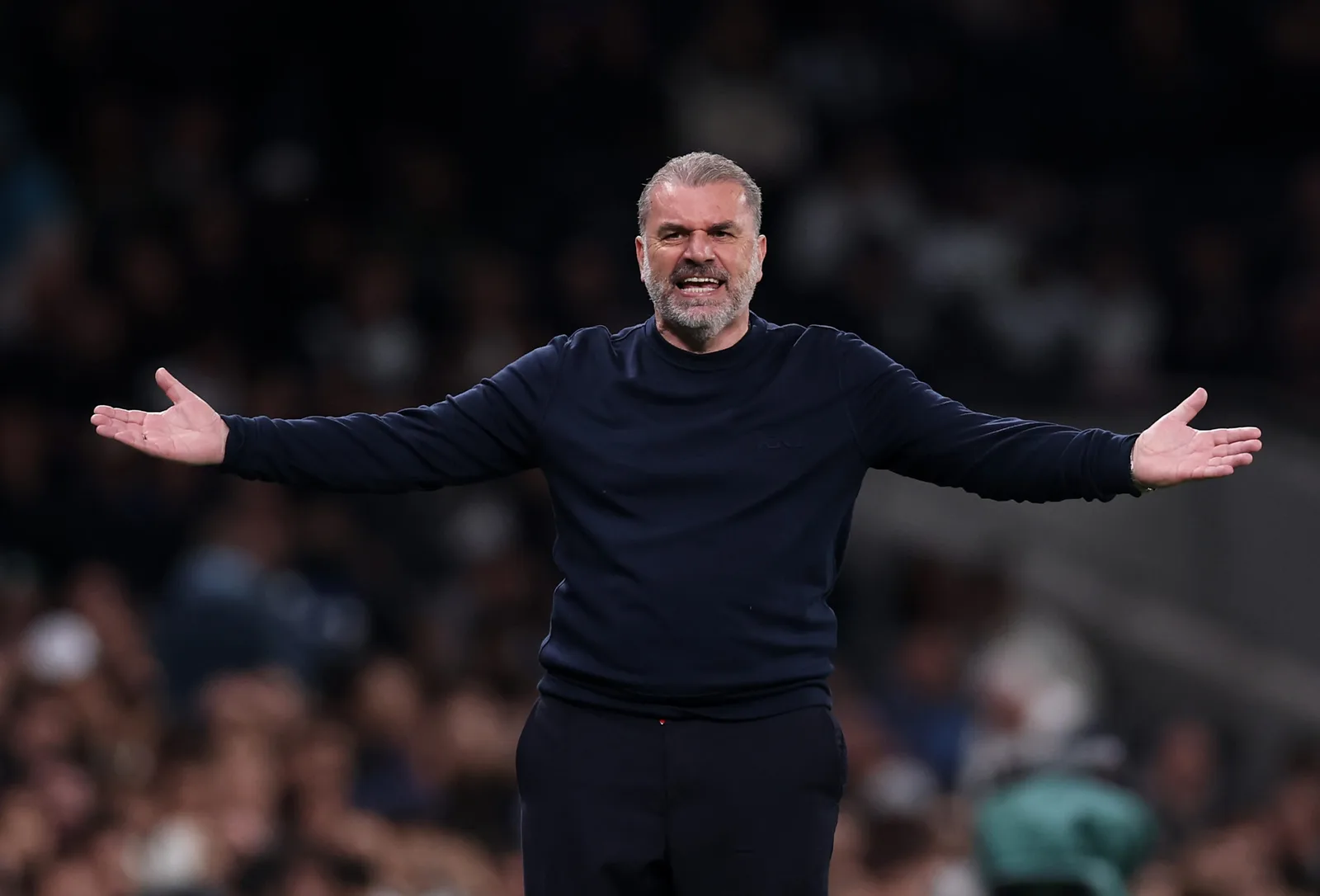 Tottenham pour ouvrir des conférences avec Bundesliga Manager alors qu’ils recherchent Ange PostoCcoLou successeur: Rapport