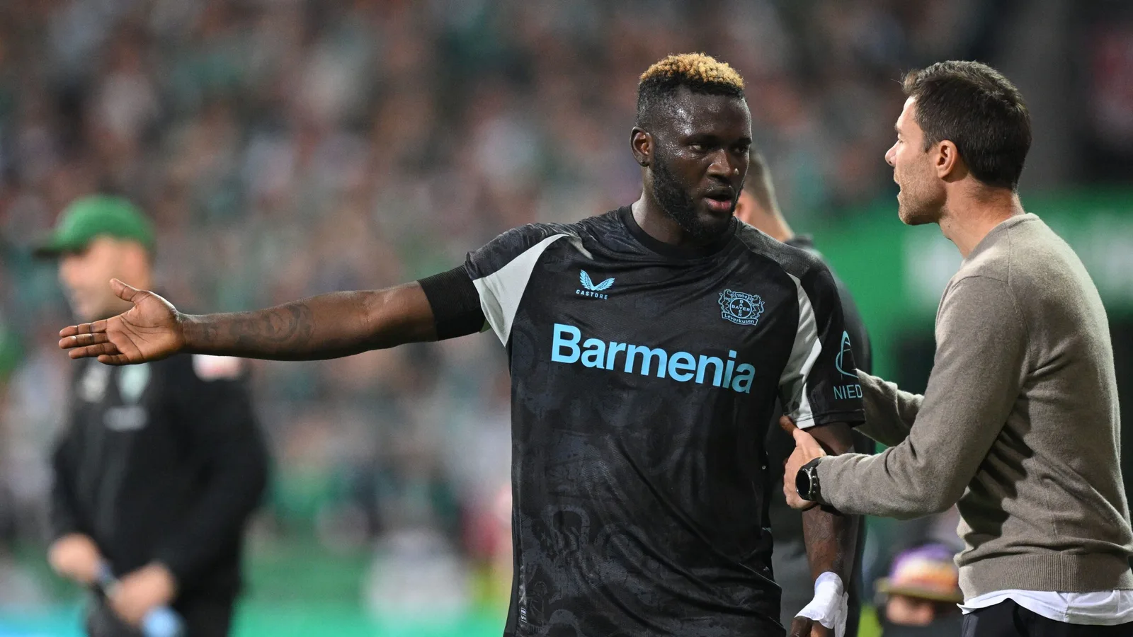 MEGA PRANK LIST à Bayer Leverkusen a révélé: neuf étoiles sont censées y aller