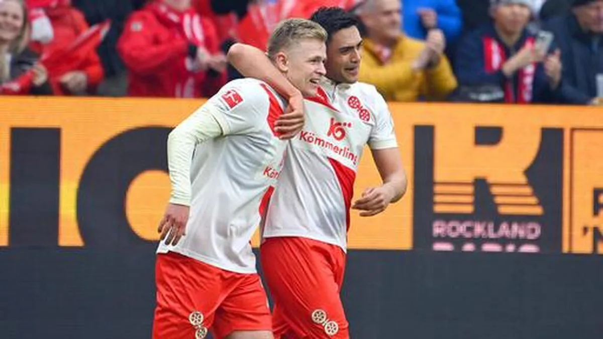FSV MAINZ 05 s’oppose à une course de bundesliga