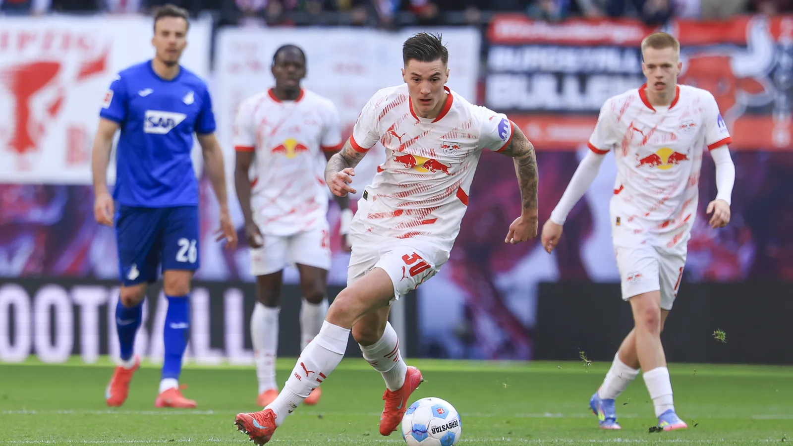 Tottenham Keeping Tombs on Bundesliga Star sur Arsenal Radar